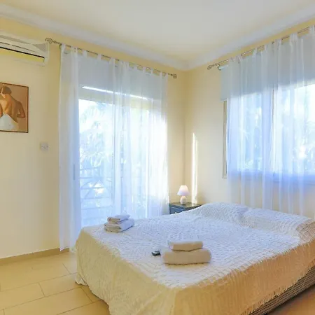 Villa Sapfo Paralimni